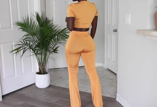 African enormous backside